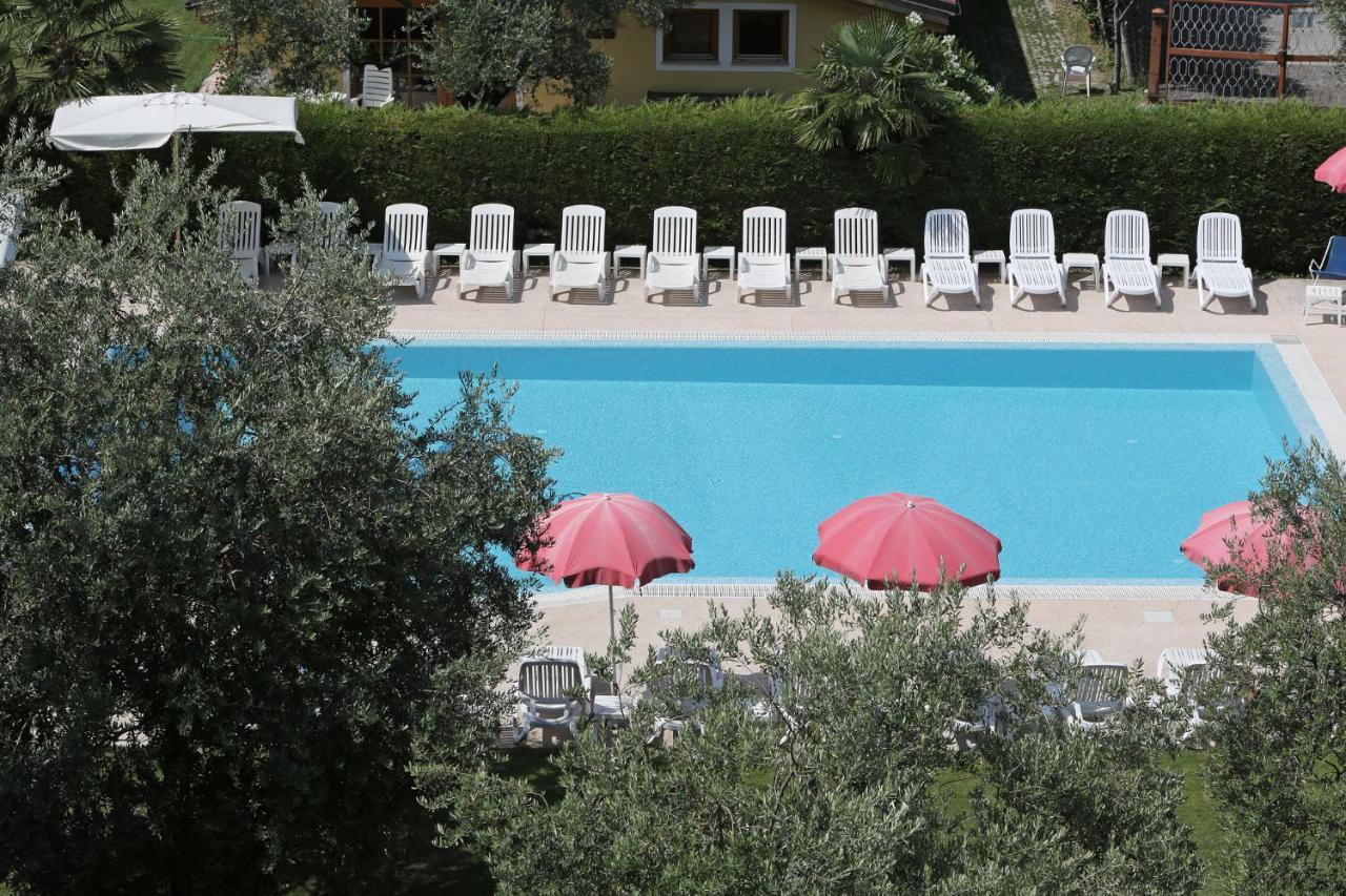 Hotel Villa Verde Torbole Sul Garda Eksteriør billede
