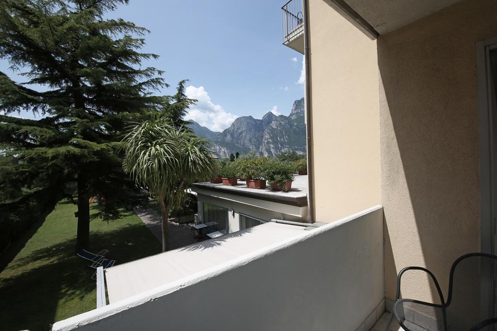 Hotel Villa Verde Torbole Sul Garda Eksteriør billede