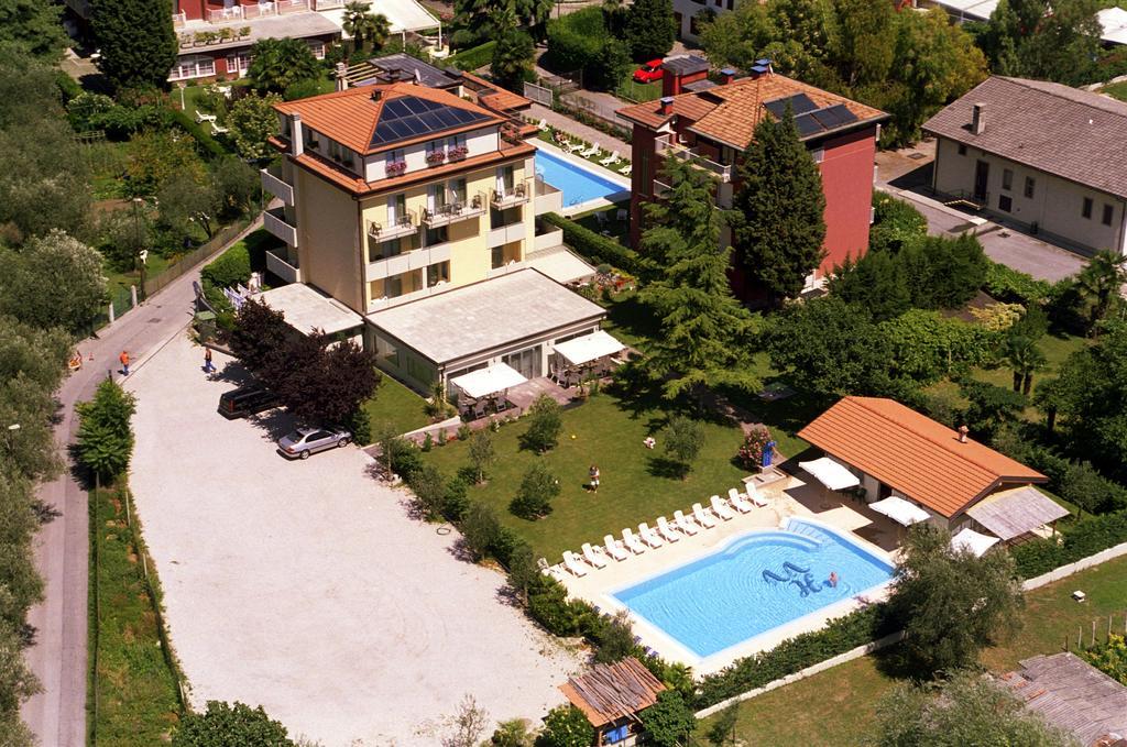 Hotel Villa Verde Torbole Sul Garda Eksteriør billede